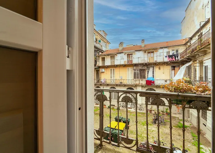 Monolocale San Maurizio 63 Apartment *