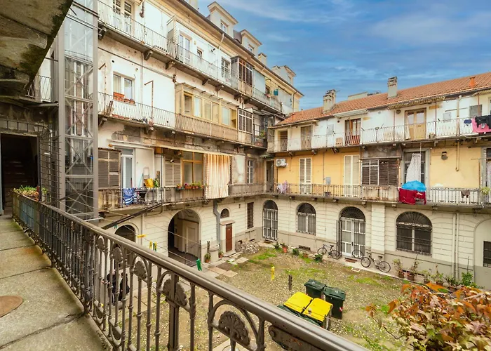 Апартаменты Monolocale San Maurizio 63 *