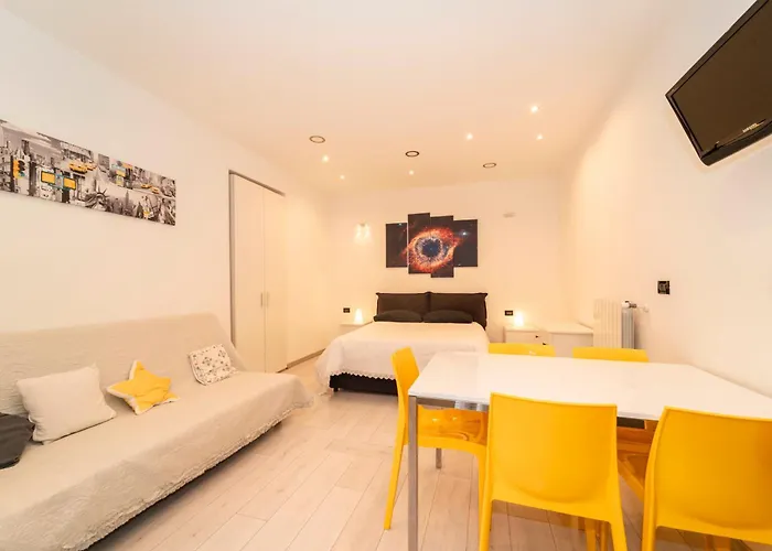 Apartmán Monolocale San Maurizio 63 *
